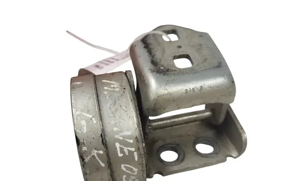 Renault Megane II Rear door upper hinge 