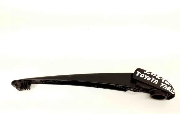 Rear wiper blade arm