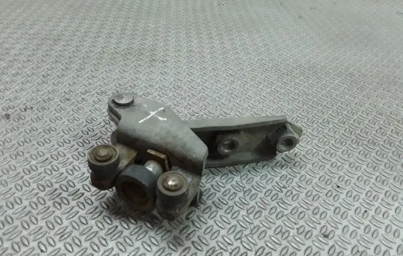 Volkswagen Transporter - Caravelle T4 Sliding door upper roller guide/hinge 701843336A