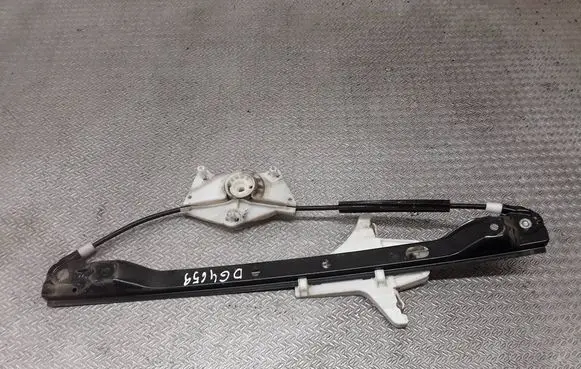 Volkswagen Golf Plus Rear window lifting mechanism without motor