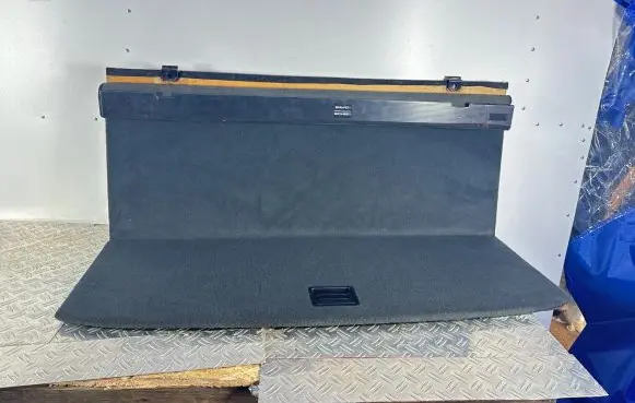 Trunk/boot floor carpet liner