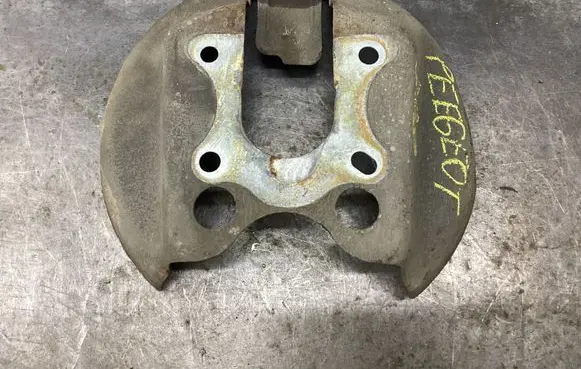 Peugeot 308 Rear brake disc plate dust cover 