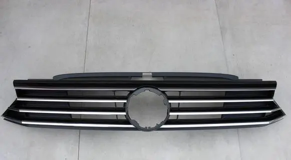 Volkswagen PASSAT B8 Front bumper upper radiator grill 3G0853653D
