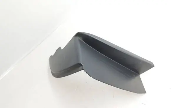 Volkswagen Eos Rear light trim 176408