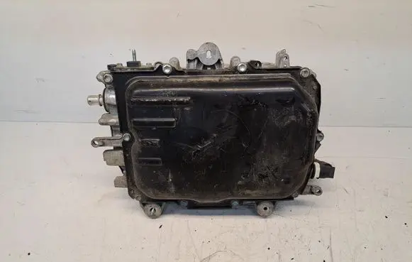 Toyota Yaris Voltage converter inverter G920052033