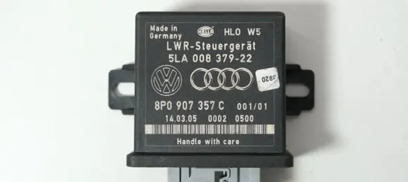 Audi A6 S6 C6 4F Light module LCM 8P0907357C 5LA00837922