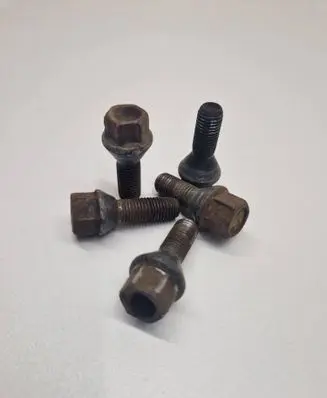 BMW 5 E60 E61 Nuts/bolts 