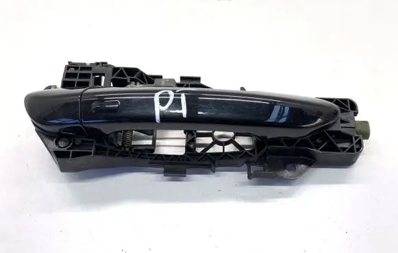 Volkswagen PASSAT B7 Rear door exterior handle 