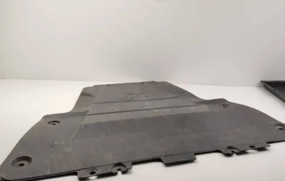 Mercedes-Benz Citan W415 Engine splash shield/under tray 8200431054 758902112R