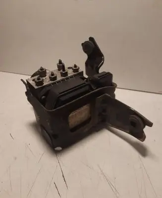 Opel Insignia A ABS Pump 13328651 02592088 16817011