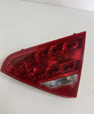 Audi S5 Tailgate rear/tail lights 8T0945094A