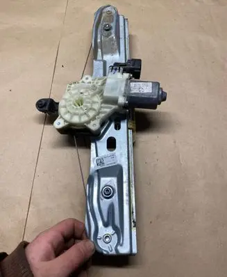Ford Focus Rear door window regulator with motor BM51A27001BA RL1CA47986