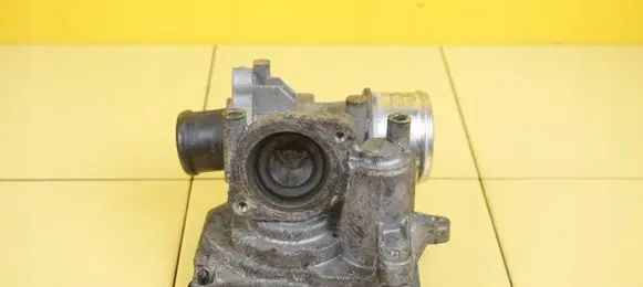 Opel Corsa E Throttle body valve 55277989 B13DTE
