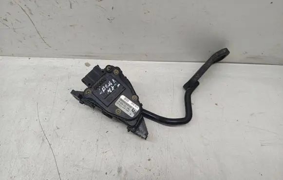 Ford Galaxy Accelerator throttle pedal 7M1721603A 6PV00777003 98VW9F836AB