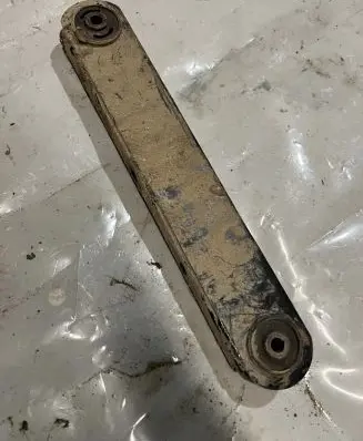 Jeep Cherokee III KJ Rear control arm