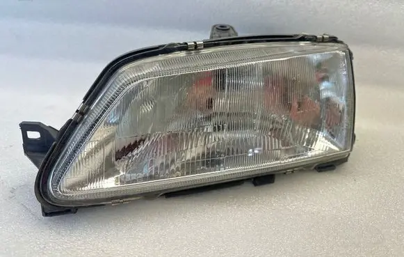 Peugeot 206 Headlight/headlamp 60975840