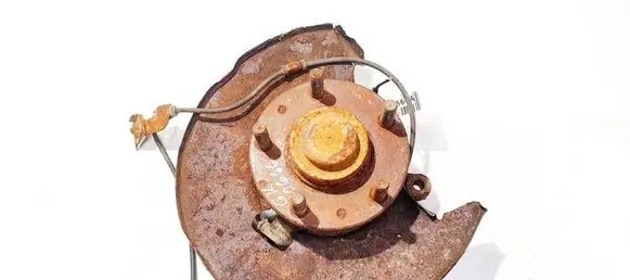 Mazda 6 Rear wheel hub