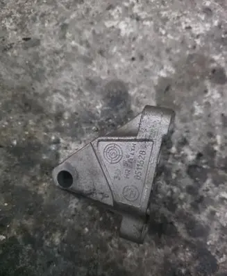 BMW 3 F30 F35 F31 Fuel pump bracket 8511628