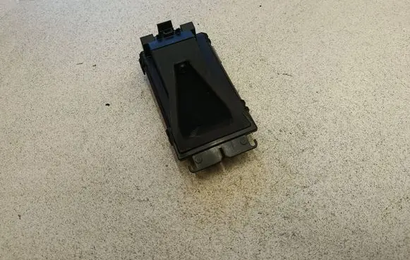 Volvo V70 Windshield/windscreen camera 31400895 G261Y