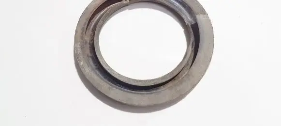 Volvo S70 V70 V70 XC Front coil spring rubber mount 1387907