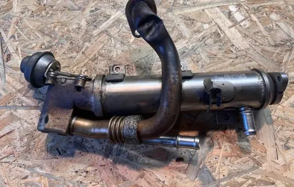 Audi A6 S6 C6 4F EGR valve cooler 03L131512AH
