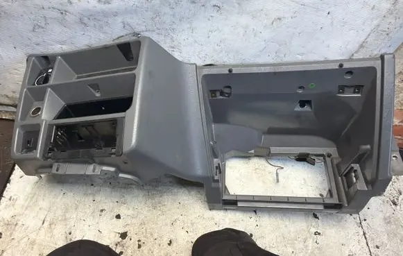 Ford Sierra Center console