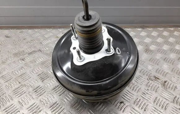 Dodge Challenger Brake booster 04581644AJ