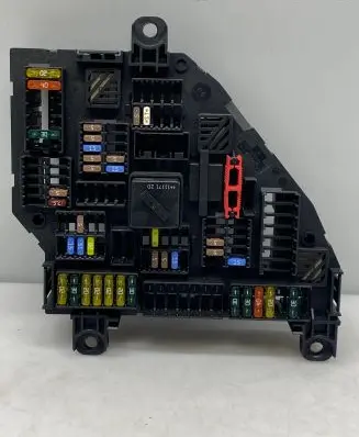 BMW X3 F25 Fuse module 921086003 1670498 16704991E