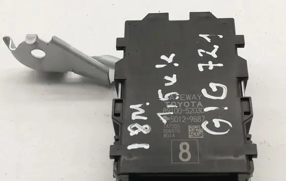 Toyota Yaris Gateway control module 8910052030