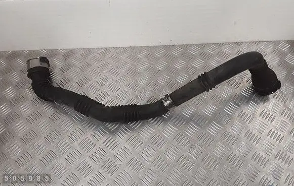 Air intake hose/pipe