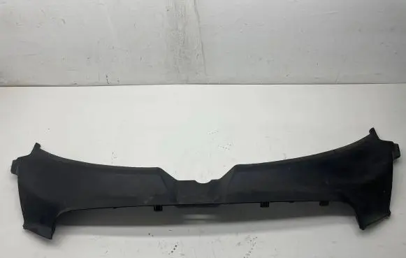 Audi A6 S6 C6 4F Radiator trim 4f0807081