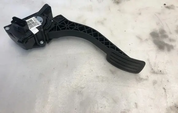 Opel Grandland X Accelerator throttle pedal 9674829180