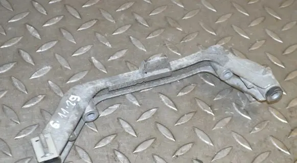 BMW i3 Engine mounting bracket 7626293