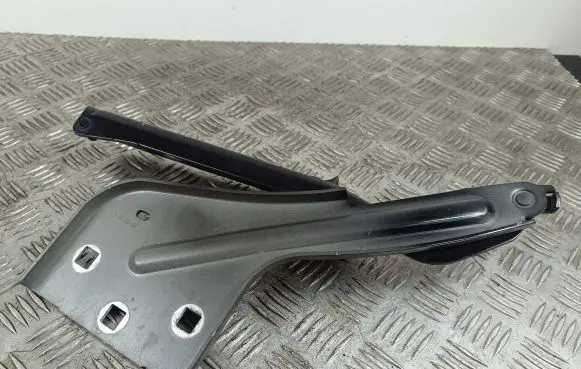 Jaguar F-Pace Engine bonnet/hood hinges