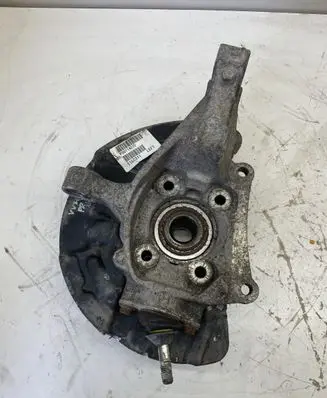 Volvo S60 Front wheel hub 9461943 30714272