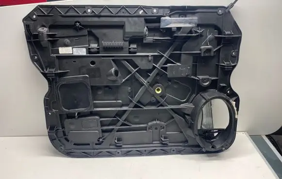 Dodge RAM Front window lifting mechanism without motor