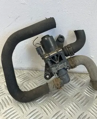 BMW 5 E60 E61 Coolant heater control valve 6911797 691717