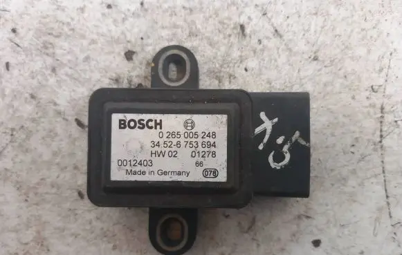 BMW X5 E53 ESP acceleration yaw rate sensor 34526753694 0012403 0265005248
