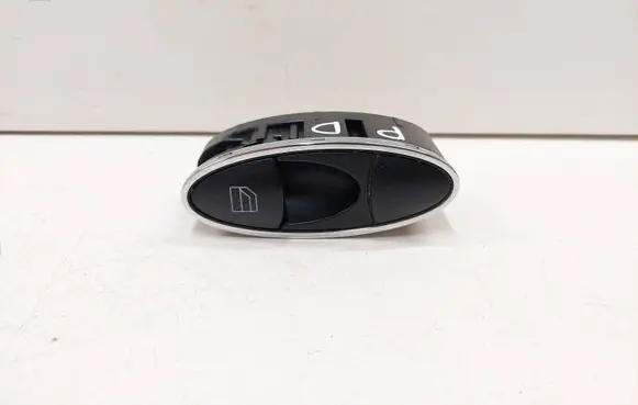 Mercedes-Benz E W211 Electric window control switch A2118211351 501885