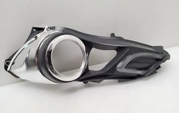 Mercedes-Benz C W204 Headlight part 1305542406 1305560234