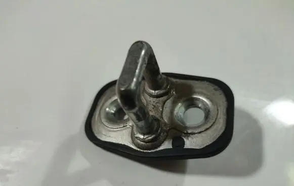 Citroen C4 I Picasso Rear door lock loop/hook striker 