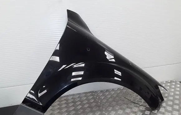 Audi Q7 4L Fender 4L0821102 COLORA1
