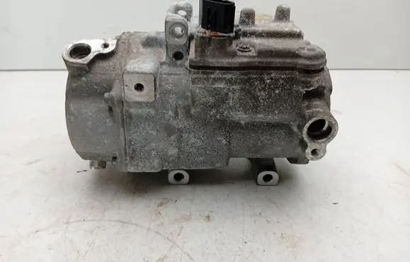 Lexus RX 450H Air conditioning (A/C) compressor (pump) 0422000464
