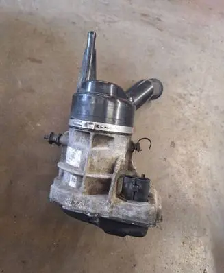 Peugeot 308 SW Power steering pump 9672719980 A0021550