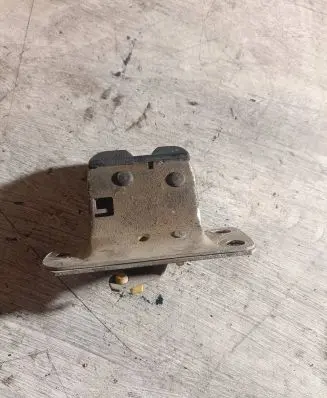 Loading door lock