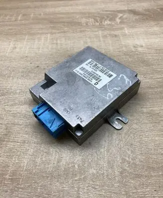BMW 5 E39 Voice control module 6905967 031829