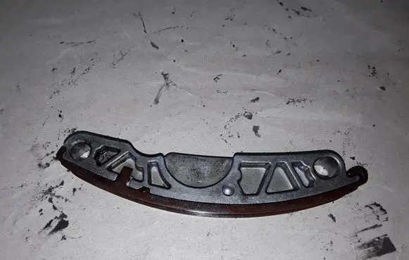 Audi A6 S6 C6 4F Slide rail for timing chain 059109469F