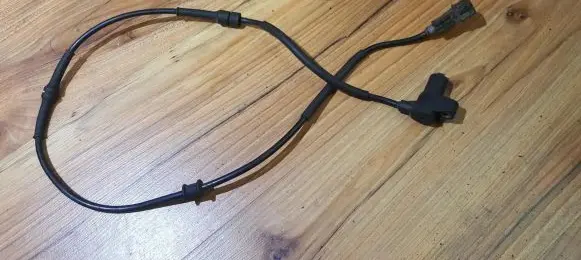 Citroen Xsara Picasso ABS brake wheel speed sensor 0265006389 964518