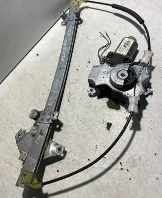 Nissan Almera N16 Front door window regulator with motor 400601 0601