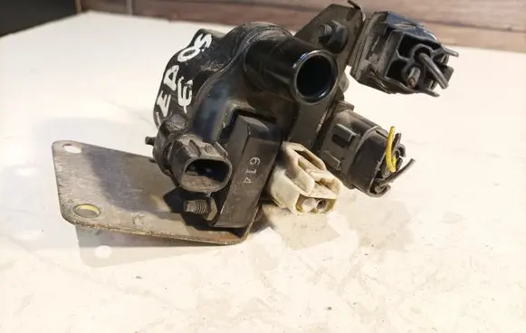 Mazda Xedos 6 High voltage ignition coil G62218100 SMC1650